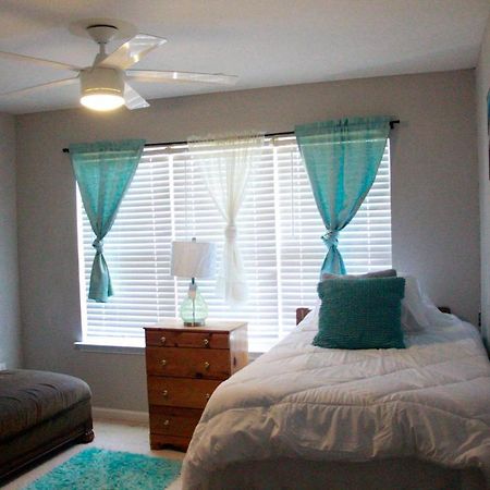 Minutes From Downtown 3Br Stylishhome-Free Parking Ралей Екстериор снимка