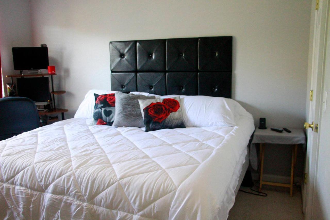 Minutes From Downtown 3Br Stylishhome-Free Parking Ралей Екстериор снимка